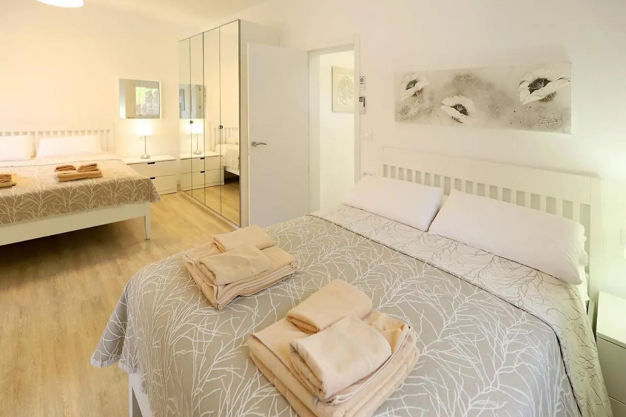 Graceful Puerto Del Carmen Villa 5 Bedrooms Villa Vega Del Carmen Distant Sea Views